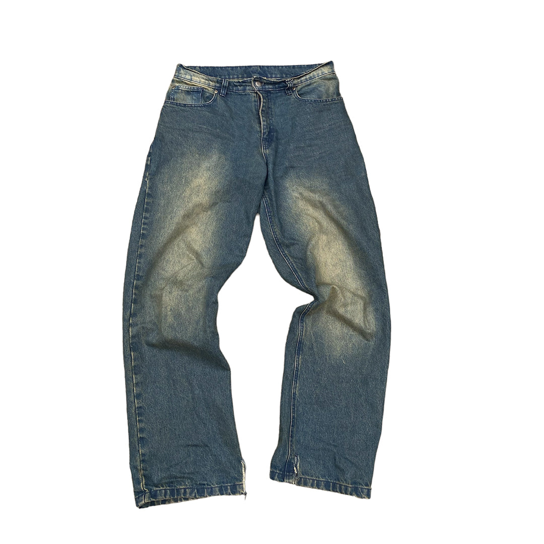 Weathered Jeans
